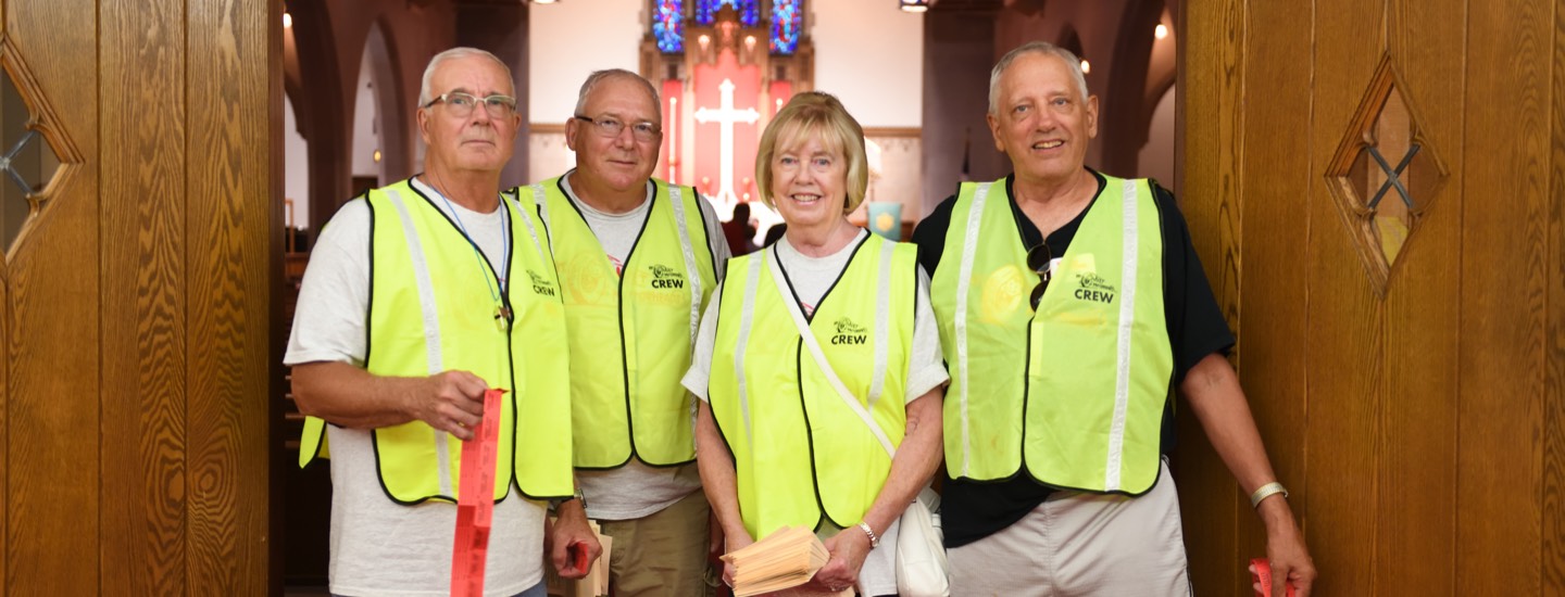 interior-banner-serve_volunteer-here